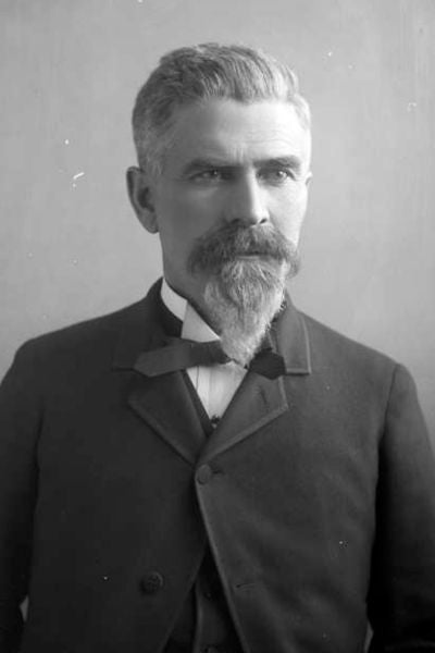 <p>1880s Mens Fashion Guide</p>