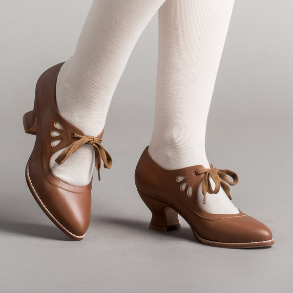 Gibson Edwardian Leather Shoes (Tan)