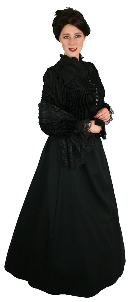 Julia Hunter, Widow