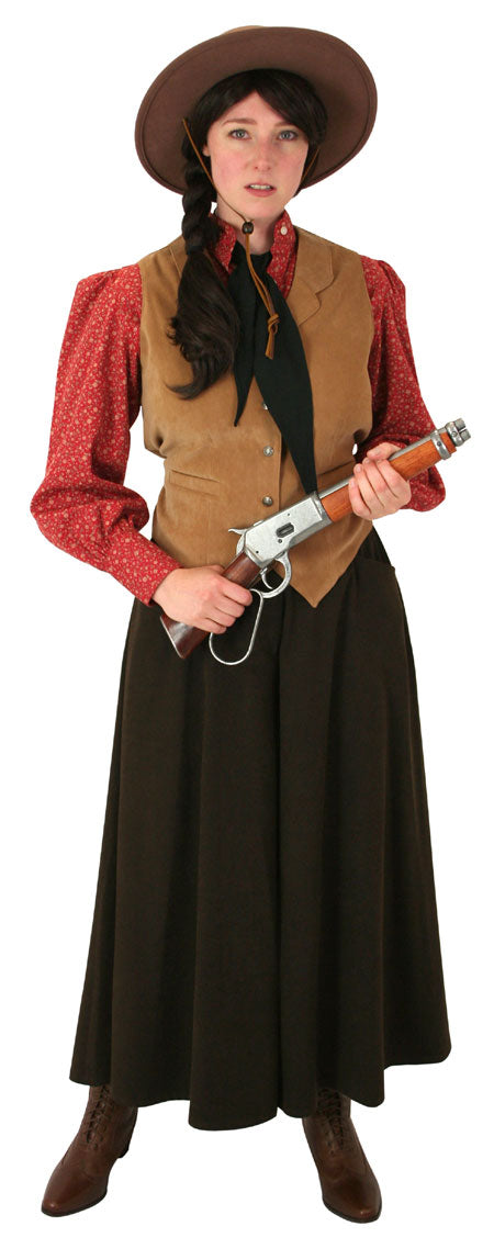 Laura Litton, Frontiers Woman