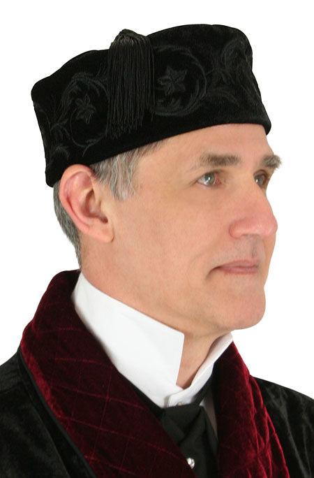 Embroidered Vintage Velvet Smoking Cap - Black/Black
