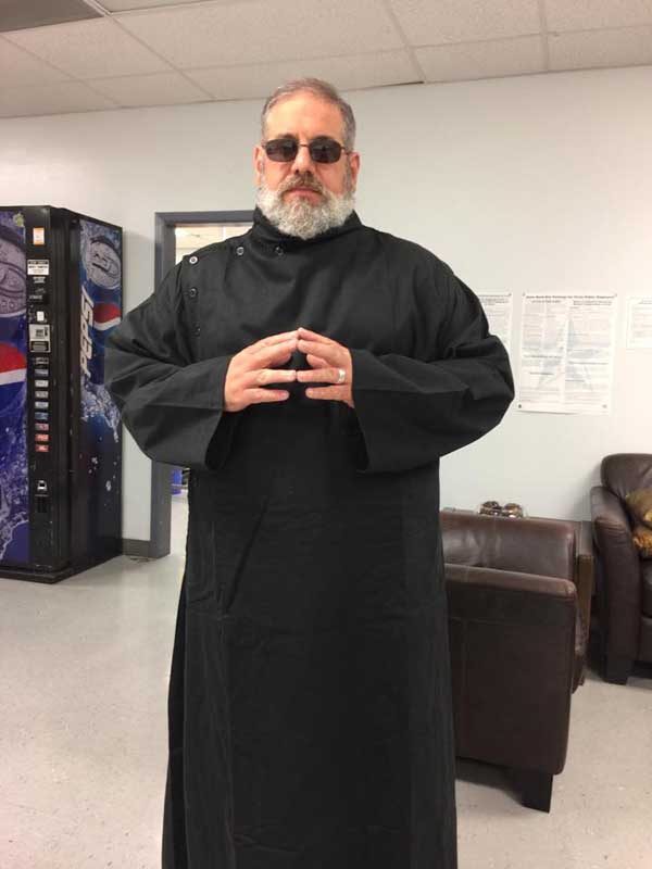 Alien or Human, I Fix Them All