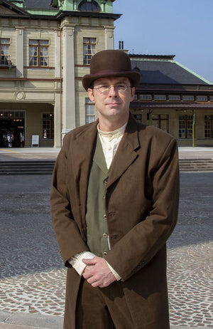 Victorian Man in Japan