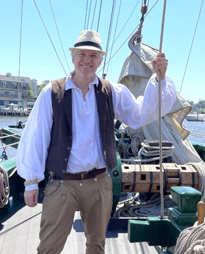 Adjust the Main Sail