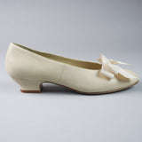 Waltz Edwardian Slipper - Cream