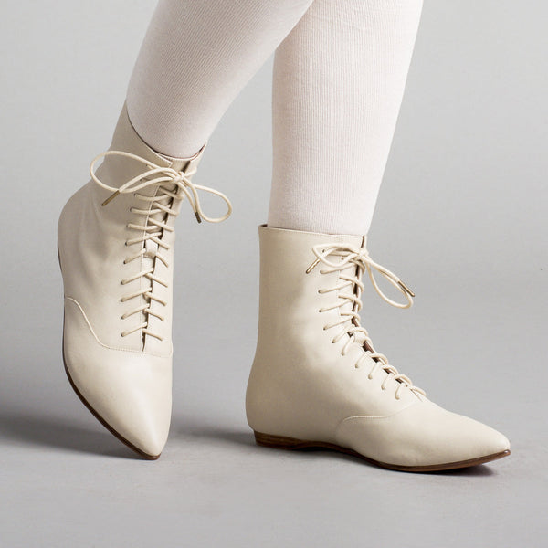 Hartfield Regency Leather Boots (Ivory)