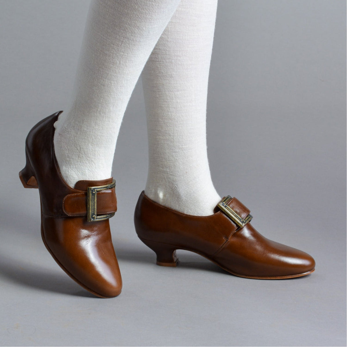 Kensington 18th Century Leather Shoes (Walnut)