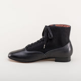 Larkspur Wool/Leather Lace-Up Boots (Black/Black)