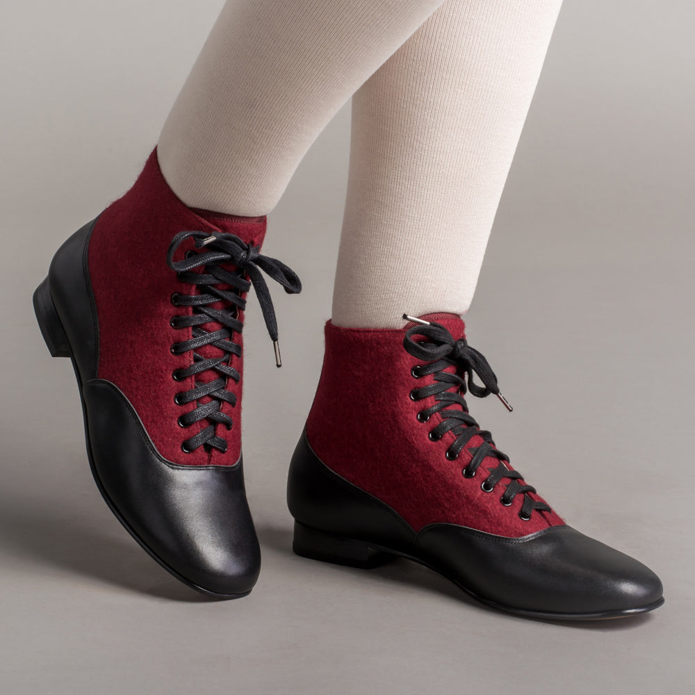 Larkspur Wool/Leather Lace-Up Boots (Burgundy/Black)